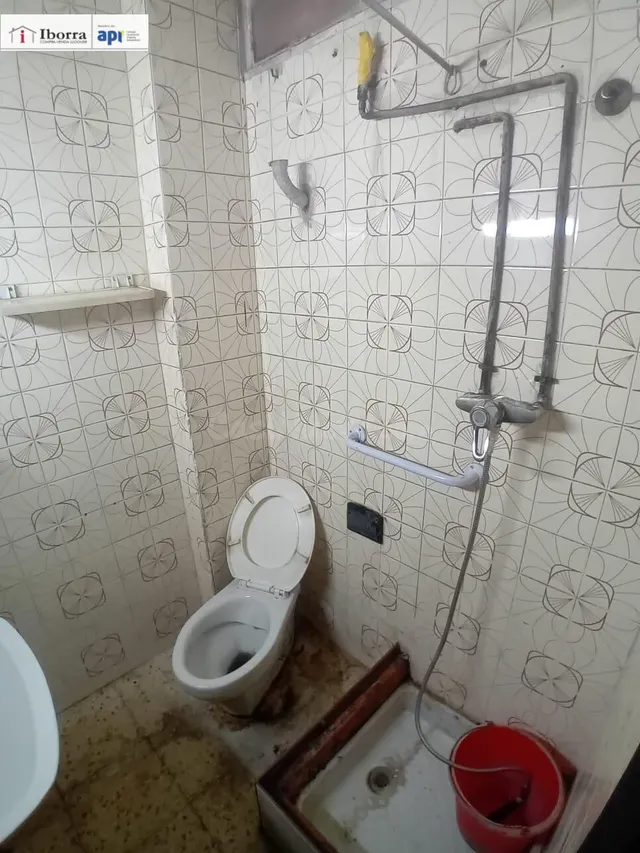 TERRENO CON CASA UNIFAMILIAR EN URBANIZACIÓN TERRABRAVA DE T - foto 5