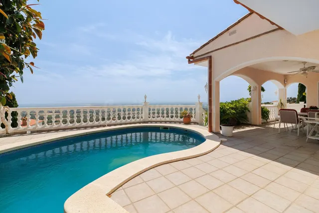 Encantadora casa con vistas panorámicas en Mas Fumats - foto 4