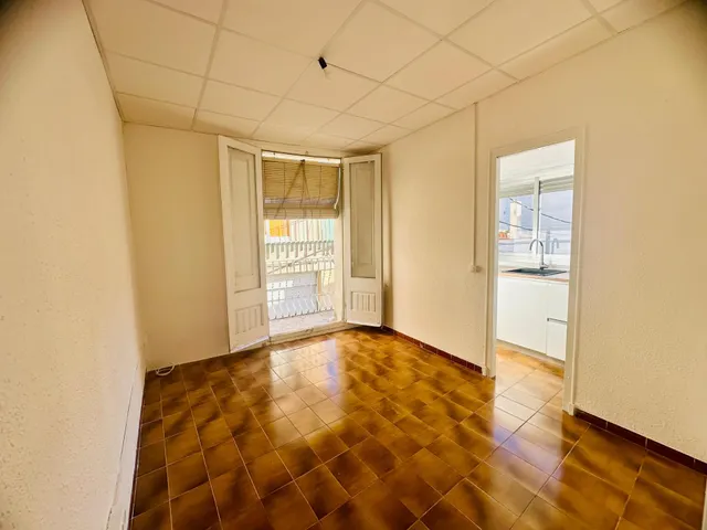Fantástica casa esquinera en Remolins — 4
