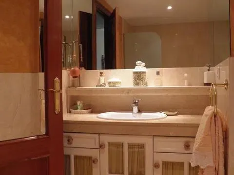 Amplio piso de 150 m2 en zona zoco – piscina y garaje incluido — 11