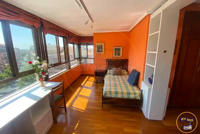 PISO EN VENTA EN PLENO CENTRO DE CUENCA — 29