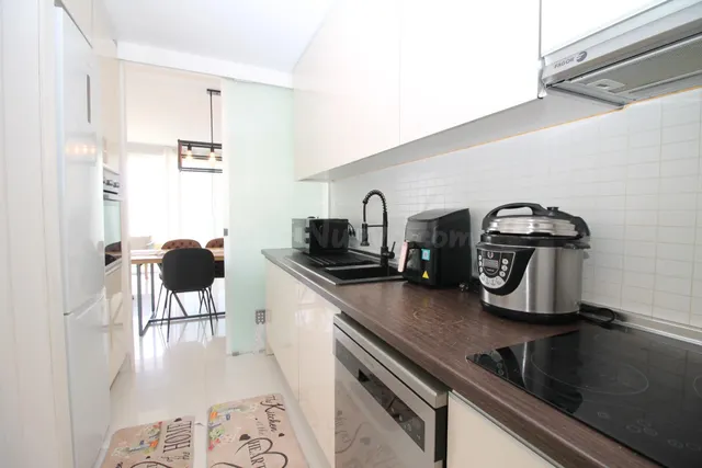 MAGNÍFICO APARTAMENTO CON DOS PLAZAS DE APARCAMIENTO EN PRIM - foto 5