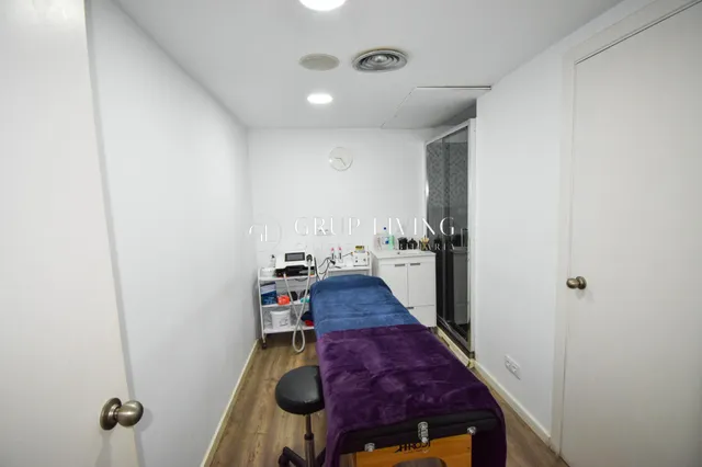 CENTRO DE ESTETICA Y MASAJES EN TRASPASO — 8