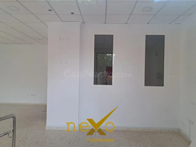 Local comercial 92m² en venta - Carmona - foto 3