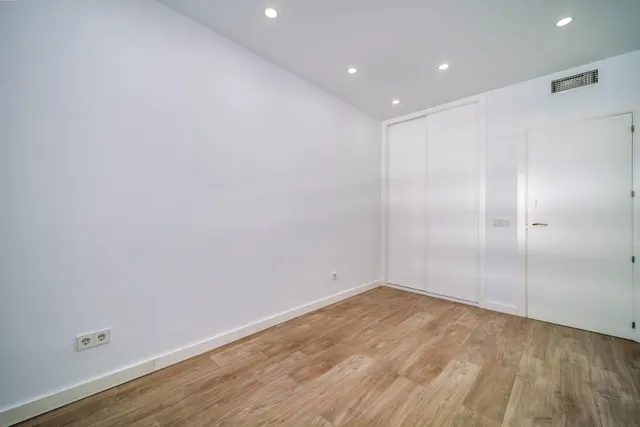 Piso 3 habitaciones 127m² en alquiler - Tetuán — 48