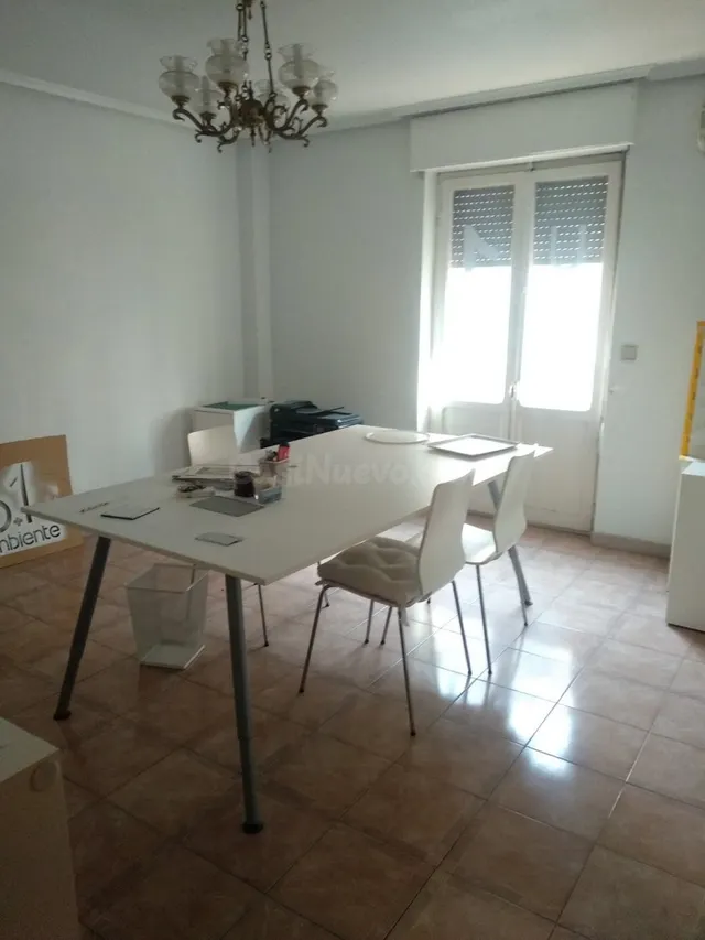 Venta a rentabilidad - piso con inquilino - vivienda centrica — 3