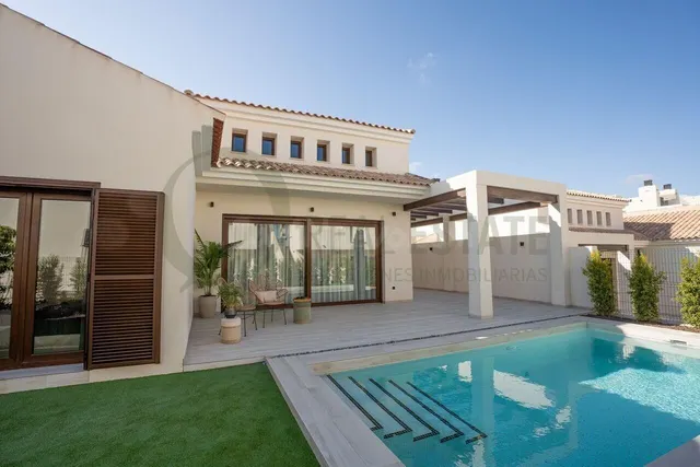 VILLA EN ZONA EXCLUSIVA, FINCA RESORT EN ALGORFA - foto 4