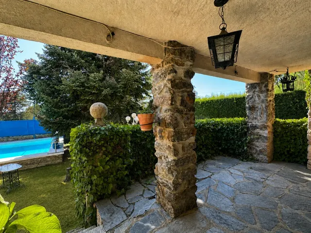 Casa-Chalet en Venta en Navas De Riofrio Segovia — 39