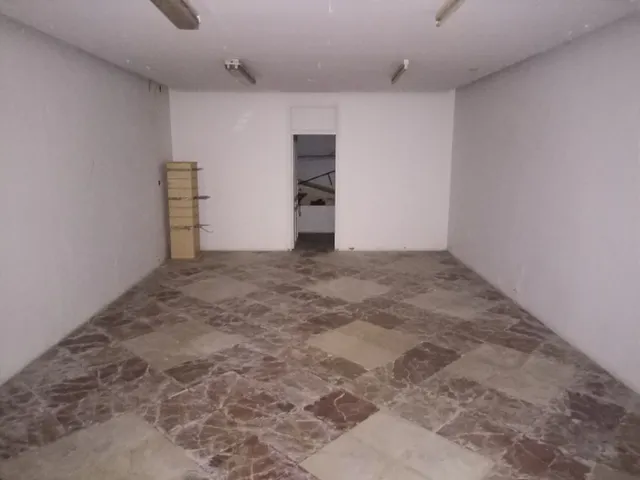 Local comercial en zona prime, con mucho paso. — 14
