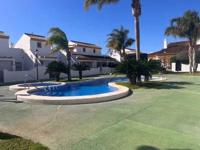 Casa 2 habitaciones 75m² en venta - Zona Pueblo — 11