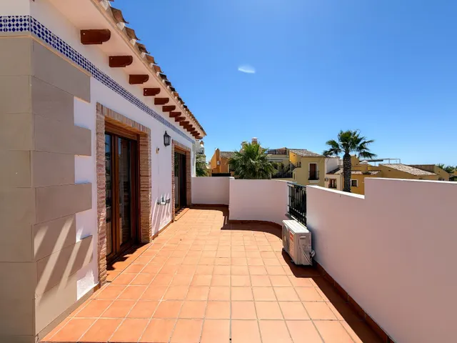 Villa 3 habitaciones 141m² en venta - Comunidad valenciana — 28