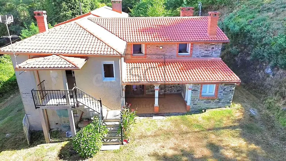 Conjunto Rural de 3 viviendas en Cullergondo, Abegondo