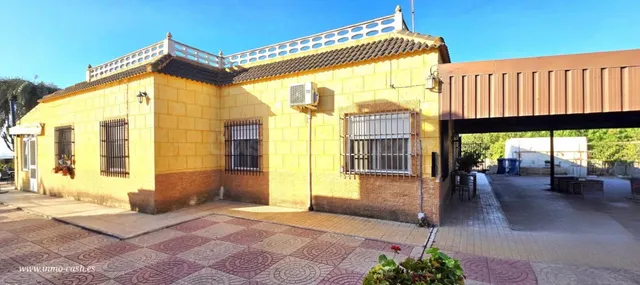 VENTA DE CASA DE CAMPO CON PISCINA Y CASA DE INVITADOS - foto 3