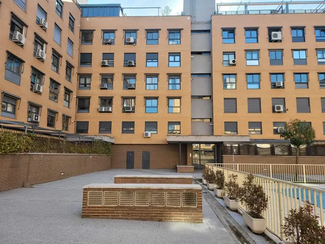 Piso en venta en Coslada - El Puerto por €460,000 — 32