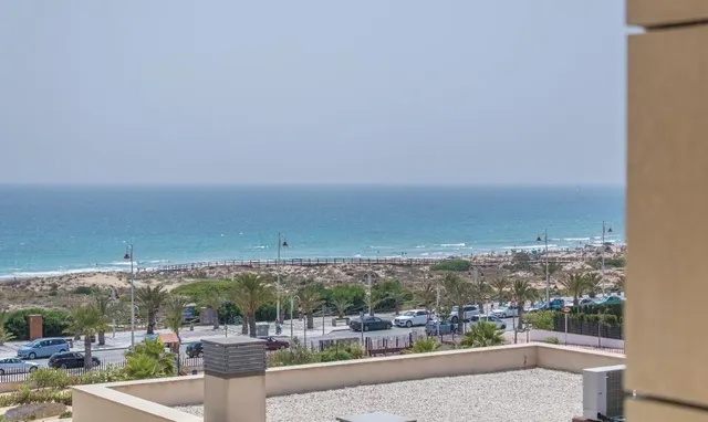 Apartamento 2 Dormitorios y 2 Baños gran terraza con vistas  1ª linea Piscina garaje y trastero — 39