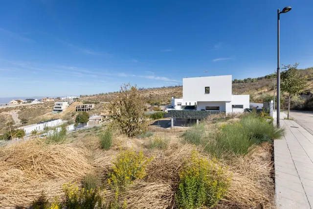 Parcela residencial con proyecto y licencia para construir ya — 8