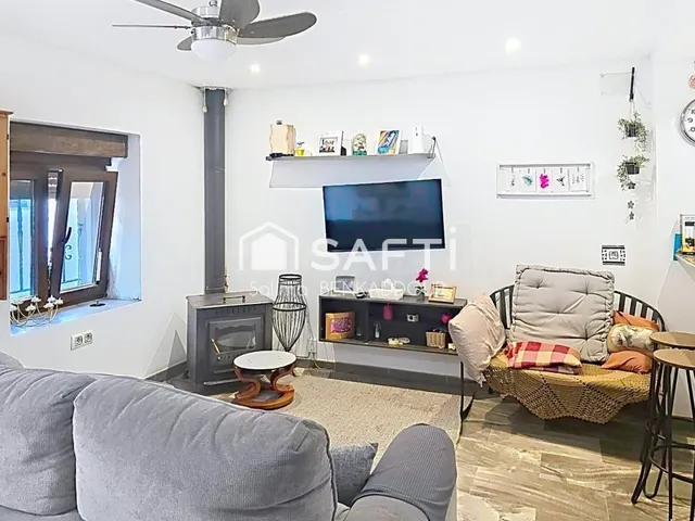 Una casa de pueblo en venta en centro de Sagunto - foto 4