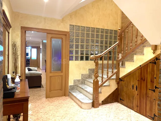 Casa 5 habitaciones 252m² en venta - Centro - foto 4