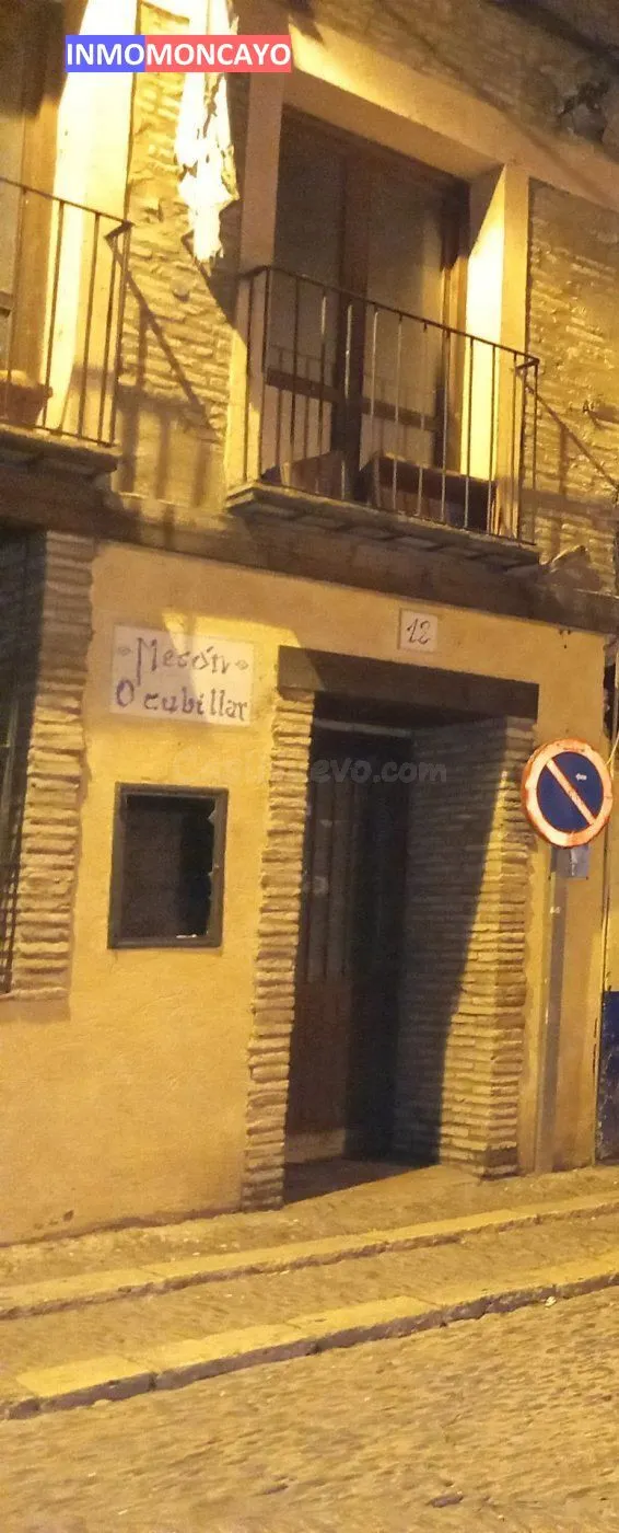Se vende céntrico hostal-mesón - foto 2