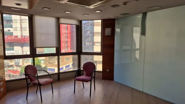 Moderna Oficina en Alquiler en el Corazón de Murcia — 2