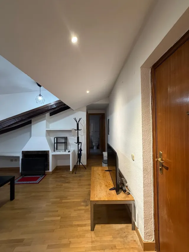 ACOGEDOR APARTAMENTO amueblado en pleno CENTRO de Madrid — 9