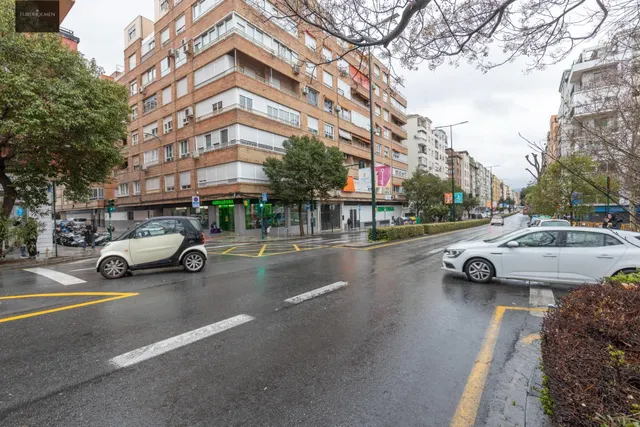 PISO DE 4 DORMITORIOS EN CAMINO DE RONDA — 36