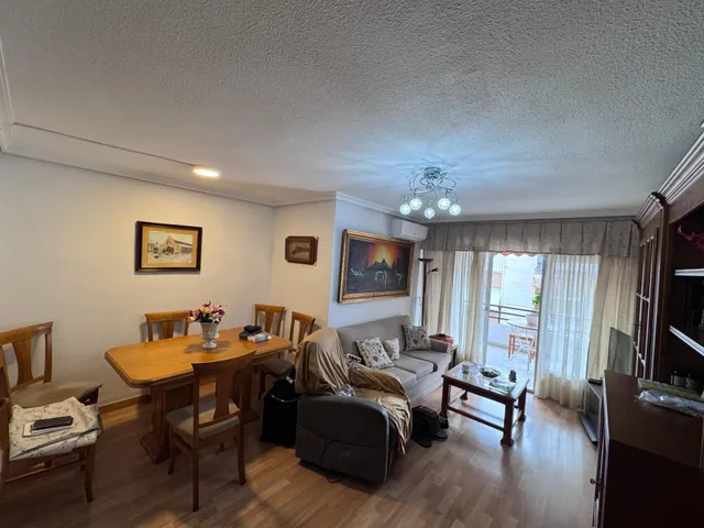 Vivienda reformada con amplia terraza en juan xxiii !!! — 2