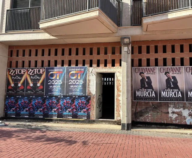 LOCAL COMERCIAL EN AVDA REINO DE MURCIA - foto 4