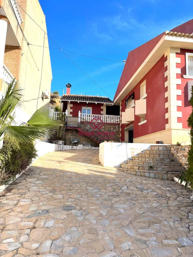 Chalet independiente con parcela en Mazarrón — 3