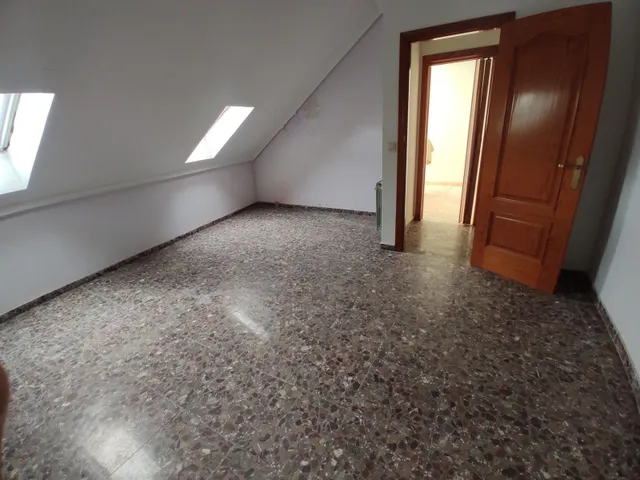 ATICO EN ZONA CENTRO CON TERRAZA — 7