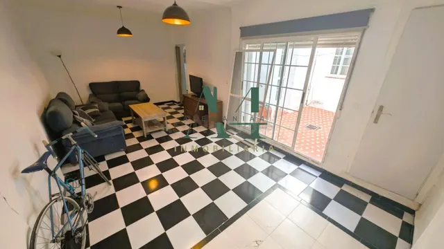 Casa con muchas posibilidades en Aguas Vivas — 4