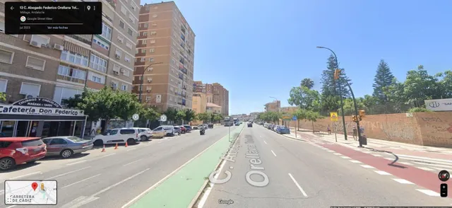 LOCAL A 5 MIN. ANDANDO DE LA PLAYA DE LA MISERICORDIA - foto 4