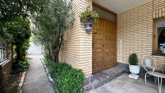 Casa independiente en la almunia de doña — 10