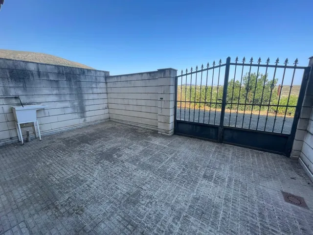 CASA ADOSADA EN BUEN ESTADO EN CAÑAVERAL — 21
