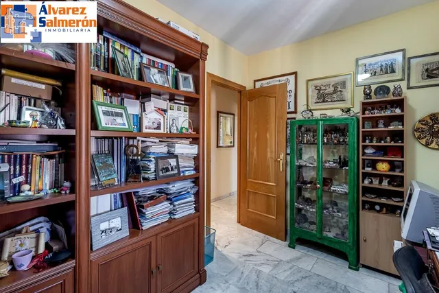 FANTASTICO PISO EN ROTONDA EUROPA — 31