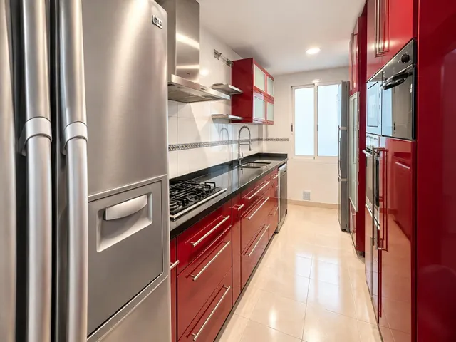Amplio piso en Fuengirola – excelente ubicación a un paso del centro — 9
