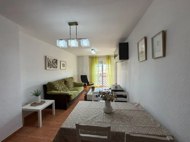 Acogedor Piso en Roquetas de Mar - El Sabinar por solo €138, - foto 5