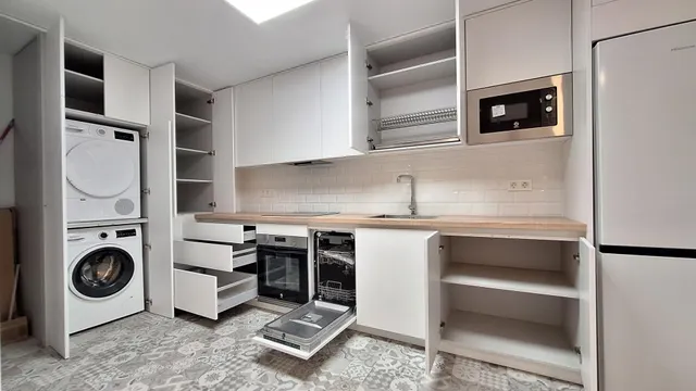 Apartamento SIN AMUEBLAR de un dormitorio y completamente reformado en la Plaza Cetina — 6