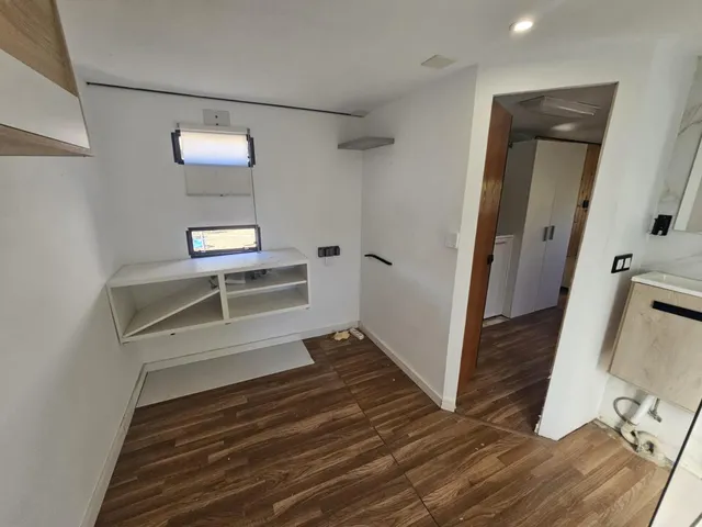 Se vende parcela con casa prefabricada zona La Nucia — 9
