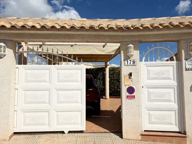 Villa 4 habitaciones 180m² en venta - Lomas de Cabo Roig — 33