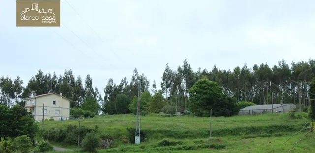 Parcela urbanizable de 3.400m2 en Paiosaco
