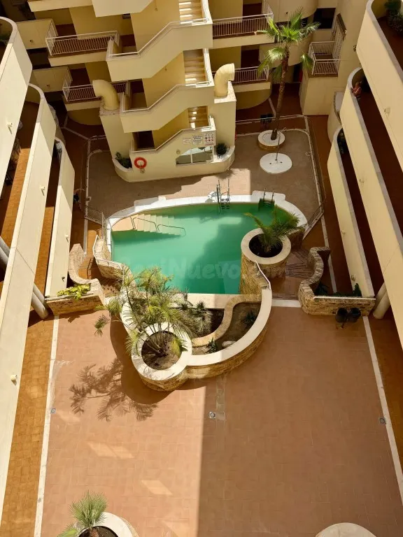 Espectacular ático con gran terraza, garaje, trastero y pisc - foto 3
