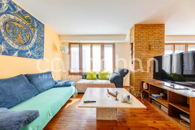 Vivienda única con vistas a la plaza de la Virgen — 4