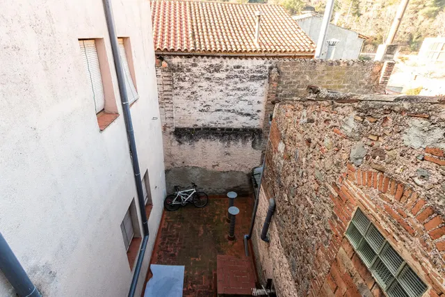 CASA PARA ENTRAR A VIVIR EN EL CENTRO DEL PUEBLO — 30