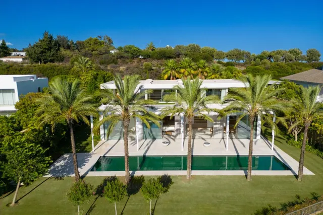 Villa 5 habitaciones 601m² en venta - Casares Golf - Casares