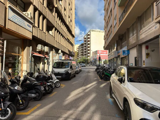 Plaza de parking zona Plaça del patins — 2