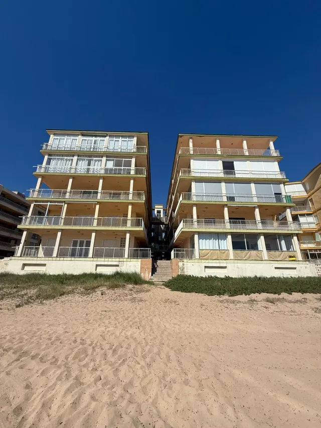 EDIFICIO ALCIMAR II — 22