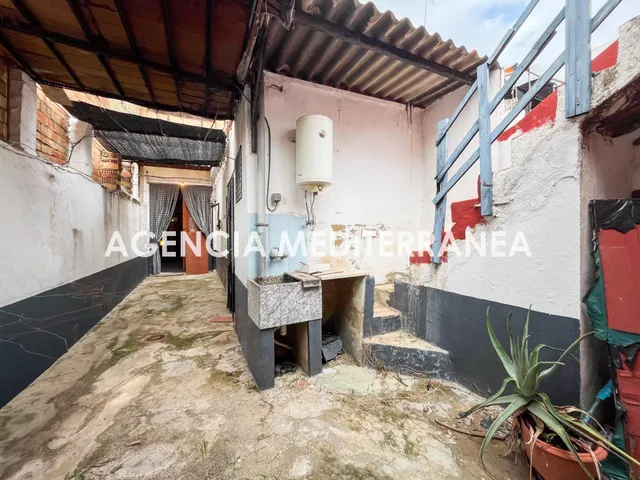 CASA DE DOS PLANTAS A LA VENTA EN ALCÀSSER — 14