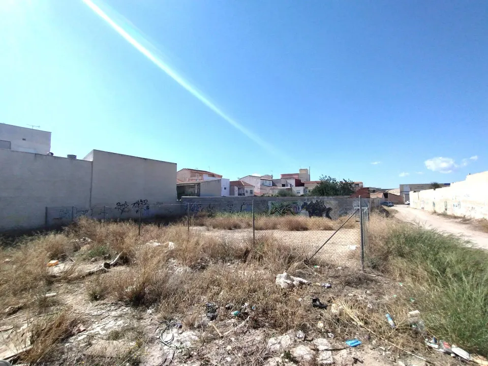 Gran oportunidad - Solar en venta