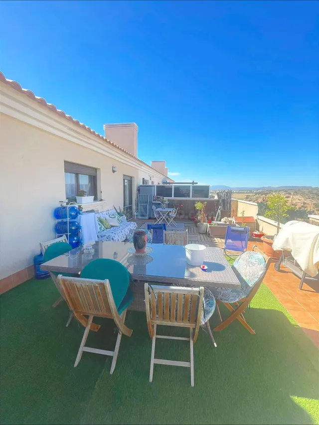 Atico con gran terraza privativa, vistas despejadas y piscina en Sucina — 2